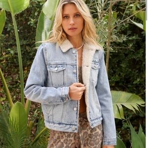 Rolla’s sherpa jacket in stella blue, size small.